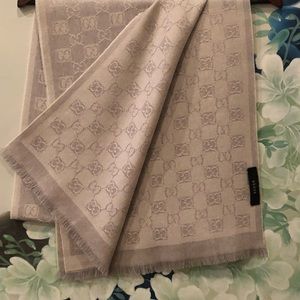 Gucci | GG Wool Scarf in Silver